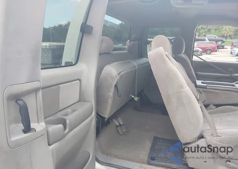 2000 Chevrolet Silverado 2500 Ls из США, поврежденный, VIN 1GCGK29U5YE299414